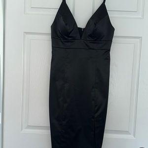 Guess black midi dress satin material